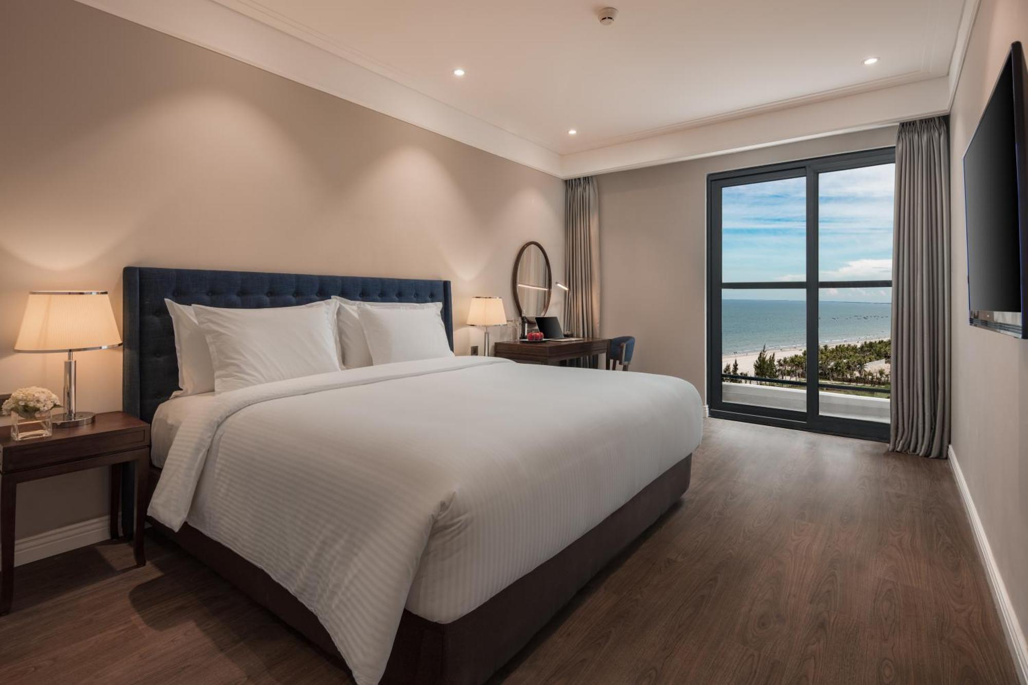 Luxury Beach Condo 5-Star, Rooftop Pool Дананг Екстер'єр фото